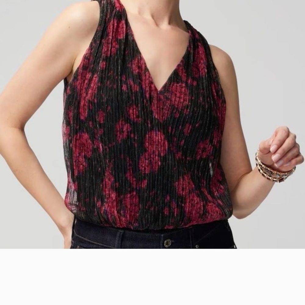 White House Black Market Black and Deep Pink Pleated V-Neck Sleeveless Camisole